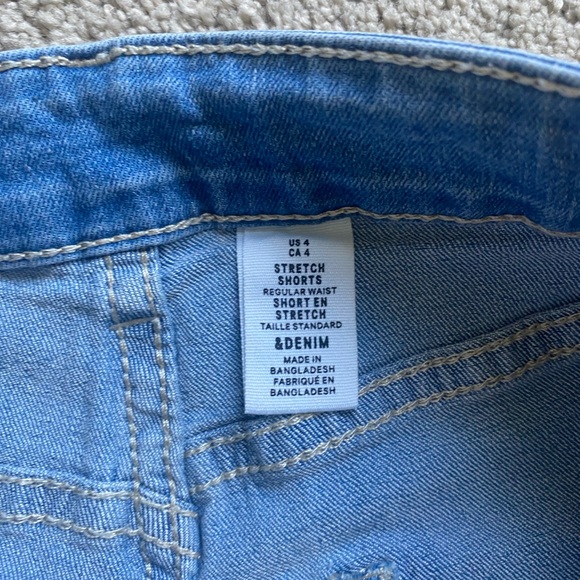 & Denim jean shorts size 4 - Picture 4 of 4